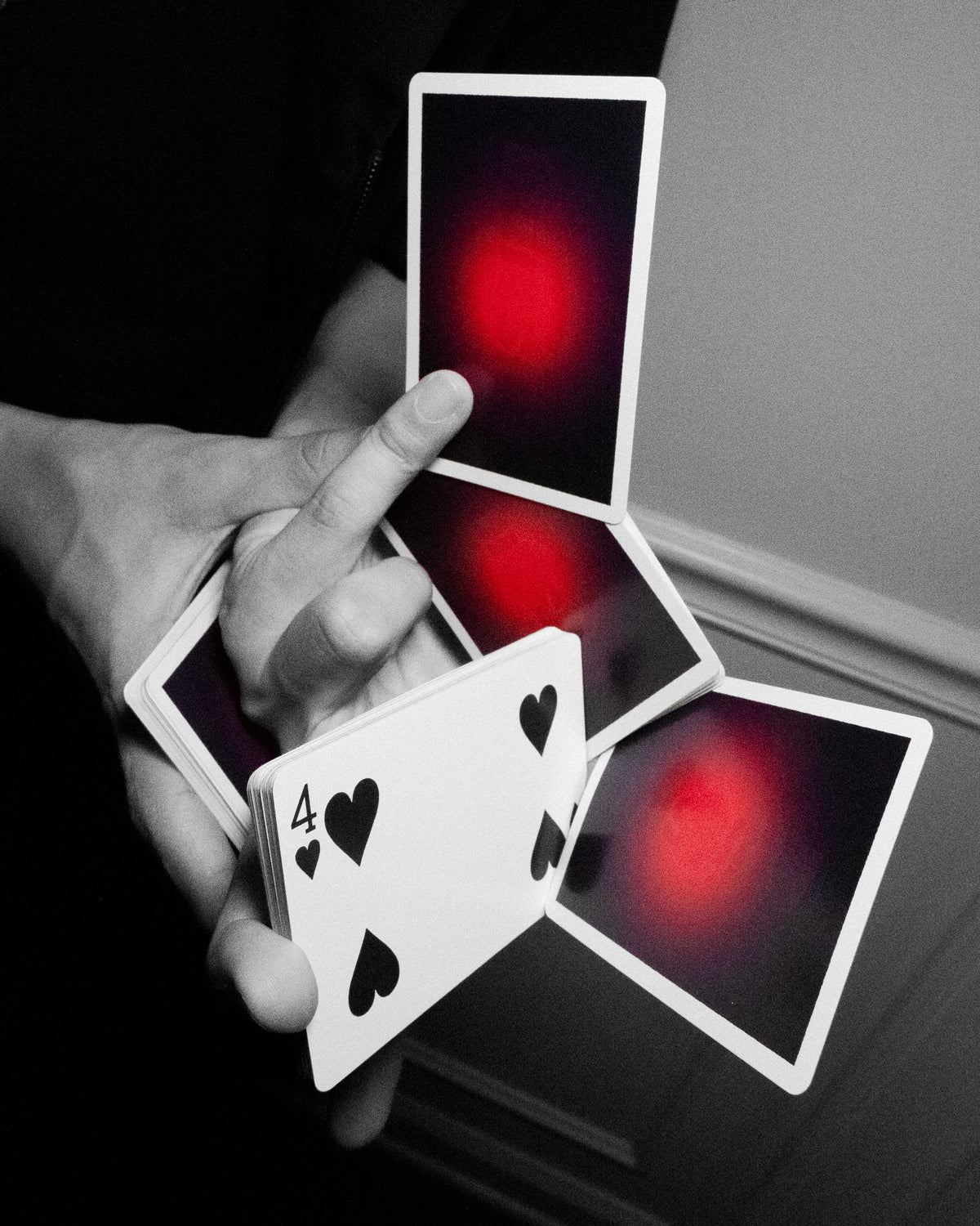 SIGNATURE PLAYING CARDS - LEO